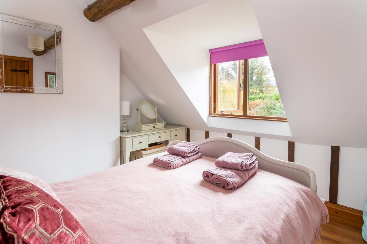 Granary Cottage - Luxury Barn Conversion Weston Subedge Exterior foto